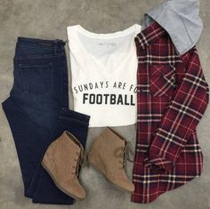 Sundays Are For Football ladies v-neck tee Clothes And Shoes, Looks Chic, Fall Winter Outfits, Outfit Idea, Outfits Casuales, Sweater Weather, Look Fashion, Passion For Fashion, Stitch Fix