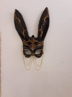 Sexy Rabbit Venetian Mask in Handmade Papier-mâché and - Etsy Venetian Outfit, Bunny Mask Costume, Mascarade Ball Outfit, Masquerade Mask Ideas, Halloween Mask Ideas, Masquerade Mask Aesthetic, Mascarade Party Outfit, Dusk Court, Venetian Masks Art