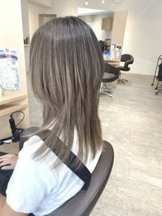 Japanese Short Hair, Short Hairstyles Fine, Hair Color Light Brown, Hairstyles For Layered Hair, Hair Arrange, Light Hair Color