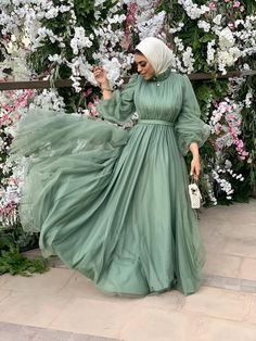 Dresses Soirée Hijab, Formal Dress Designs, Hijabi Soiree, Dress Designs For Women, Hijab Soiree, Dress Soiree, Hijabi Dresses, Islamic Fashion Dresses, Hijab Dress Party