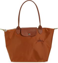 Le Pliage Medium, Longchamp Medium, Fall Tote Bag, Fall Tote, Recycled Canvas, Compact Storage, Shoulder Tote Bag, Shoulder Tote, Who What Wear