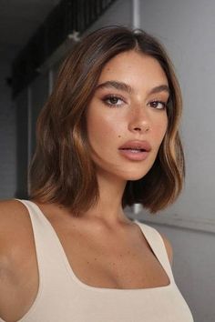 Trending Cornrows, Hairstyles Trending, Rambut Brunette, Long Bob Haircuts, Beauty Inspo, Penteado Cabelo Curto, Low Ponytail, Short Hair Haircuts, Bob Haircut