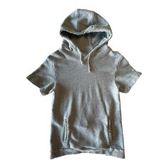 Nwot, Alphalete Short Sleeve Hooded Sweatshirt, Grey, Women’s Small. Side Pockets, Super Comfy For The Gym, Workouts Or Casual Wear. Short Sleeved Hoodie, Gray Stretch Top With Drawstring Hood, Sporty Hooded Tops For Everyday, Cozy Fit Everyday Hooded Tops, Sporty Everyday Hoodie Top, Gray Hooded Top With Adjustable Hood, Gray Cotton Tops With Drawstring Hood, Casual Fitted Hoodie Top, Cozy Loungewear Tops With Adjustable Hood