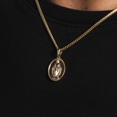 This micro pendant depicts the Lady of Guadalupe the patroness of the Americas and Mexico. A powerful symbol of faith that you can rock with any fit. Boss up and flex with the GLD gang! This product is guaranteed for life - GLD will repair the item should you experience any defects in craftsmanship or breakage. Discount codes NOT valid on solid gold orders. We cannot accept returns on made to order solid gold items. Please allow up to 4-8 weeks for production on this custom piece. Specifications Lady Of Guadalupe, Vermeil Jewelry, Custom Earrings, The Lady, Pendant Bracelet, Drop Necklace, Gold Plated Chains, Gold Design, Chain Pendants