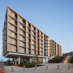 Frontek Porcelain Cladding Macquarie University, Hotel Facade, Cladding Systems, Residential Building Design, Facade Cladding, Architecture Model House, Hotel Building, Student House, Student Accommodation