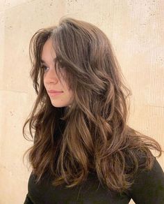 Gothic Chic, Brown Hair Inspo, Hairstyles For Layered Hair, Natural Wavy Hair, Long Hair With Bangs, Long Wavy Hair