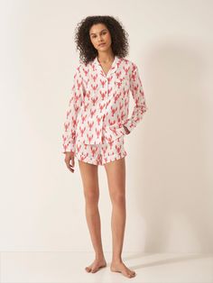 Designed to feel both classic and contemporary, and cut for a relaxed fit, this lobster 100% organic GOTS certified cotton pyjama short set will brighten your nights and mornings with its vibrant all-over print. With piped trims throughout, the shorts come with handy slip pockets at sides and a drawstring elasticated waistband with fabric self-tie. If you like your pjs cut a little more generously we recommend going up a size.  100% GOTS-certified organic cotton French seams Piped trims Shirt wi Cotton Pajama Shorts, Cotton Pajamas Women, Pyjama Sets, Notes Gift, Red Lobster, French Seam, Short Pajama Set, Short Set, Pajama Shorts