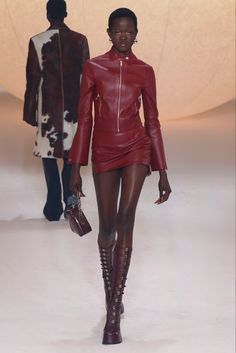 Ambush Winter 2022 Red Runway Fashion, Runway Outfits, Fall 2022, School Fashion, Fashion Killa, Classy Outfits, Runway Fashion, Fashion Inspo Outfits