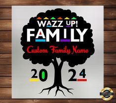 a family name sign with a tree on it