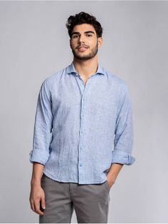 The Panareha FIJI is our view of a classic men’s 100% linen shirt. It’s made from the best breathable linen and you can wear it both over swimming trunks during the daytime or as part of a summer evening outfit. Look no further for the ideal summer shirt.Linen shirts are the ultimate summer garment. They’re light, moisture-wicking and they lend a touch of sophistication to summer, remaining unrivalled for maintaining comfort.The FIJI has a cool and relaxed look that can be worn on all occasions Blue Linen Shirt Men, Khaki Linen Pants, Summer Evening Outfit, Blue Linen Shirt, Shirt Linen, Linen Men, Evening Outfit, Cutaway Collar, Linen Shirts