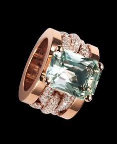 Ralph Lauren 18K rose gold ring with full-pavé diamond @}-,-;-- Ralph Lauren Jewelry, Diamond Chain, Fabulous Jewelry, Gorgeous Jewelry, Green Stone, All That Glitters, 18k Rose Gold, Bling Bling, Rose Gold Ring