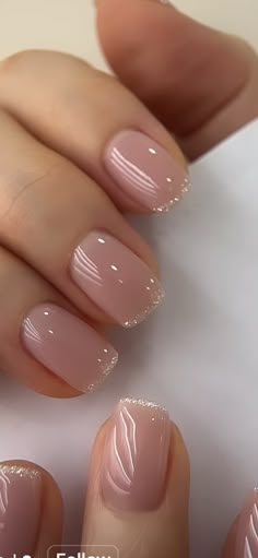 Neutral Nails Wedding Bridesmaid, Nail Color For Navy Blue Dress, Nailpaints Design, Light Colored Nail Ideas, Cute Neutral Nail Designs, Mother Of The Groom Nails Ideas, Natural Looking Nails Gel, Gel Polish Nail Designs Classy, Builder Gel Nail Designs Short