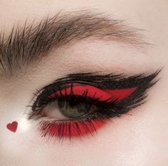 Спонж Beauty Blender, Goth Eye Makeup, Punk Makeup, Graphic Makeup, Eyeliner Styles, Swag Makeup, Emo Makeup