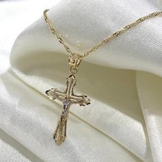 14K Two Tone Gold Jesus Crucifix Cross Pendant with 1.2mm Singapore Chain Chain Necklace, Religious Pendant, gift idea for Women/Men ✅ PENDANT SPECIFICATIONS:  ➤ Height: 0.98 in. (25 MM)  ➤ Width: 0.63 in. (16 MM)  ➤ Average Weight: 0.95 gr. ✅ CHAIN SPECIFICATIONS:  ➤ Width: 1.2 MM  ➤ Clasp Type: Spring Ring  ➤ Fits Into Bale : 2.5 ➤ Length: 16 inches   Avg Weight: 1.04 ➤ Length: 18 inches   Avg Weight: 1.12 ➤ Length: 20 inches   Avg Weight: 1.26 ➤ Length: 22 inches   Avg Weight: 1.35 ➤ Length: Gold Cross Chain For Men, Figaro Chain Cross Necklace As Gift, Crucifix Cross Necklace With Curb Chain As Gift, Crucifix Cross Necklace With Curb Chain For Gifts, Crucifix Figaro Chain Necklace As Gift, Figaro Chain Cross Jewelry Gift, Figaro Chain Cross Jewelry As Gift, Figaro Chain Crucifix Necklace As Gift, Crucifix Cross Necklace With Figaro Chain As Gift