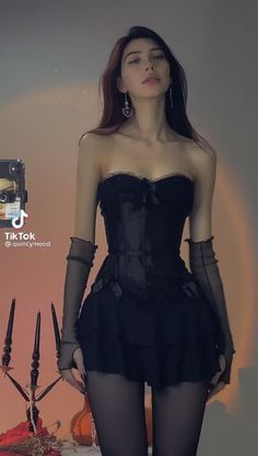 Main Character Energy, Corset Outfit, Looks Street Style, Looks Black, Black Corset, Play Games, Alternative Outfits, Black Swan, Kpop Fashion Outfits