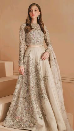 Outfit Modest Lehenga Pakistani Bridal, Pakistani Style Lehenga, White Wedding Dresses Indian, Fancy Traditional Dresses, Pakistani Gowns Dresses Party Wear, Indian Jacket Outfit, Indian Wedding Dresses Simple, Modest Lehenga Designs, White Indian Gown