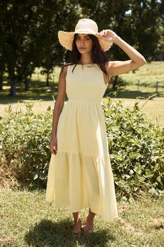 With The Wind Midi Dress Yellow Carefree Outfits, White Dress Flowy, Spring Break Dress, South France, Yellow Sundress, Flowing Dress, Cocktail Dress Formal, Yellow Midi Dress, White Long Sleeve Dress