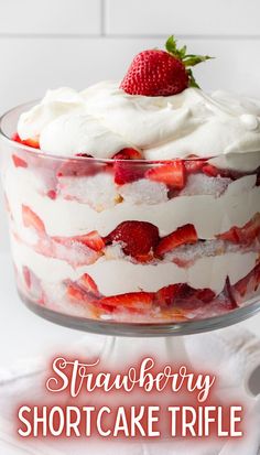 strawberry shortcake trifle with whipped cream and fresh strawberries