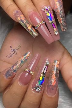 Gold Valentine Nails, Red Valentine Nails, Nails Art Easy, Easy Nail Designs For Beginners, Nails Art Simple, Nail Art 2022, Nail Designs For Beginners, Short Nails Nail Art, Nails Art Summer