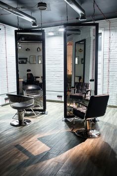 the salon is clean and ready to be used for hairdresser's work