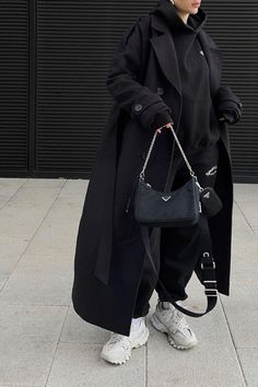 Ivona Zupet, Shotting Photo, Causual Outfits, All Black Outfit, Rainy Day Outfit, Outfit Inspo Fall, Mode Inspiration, Winter Fashion Outfits, Outfits Casuales