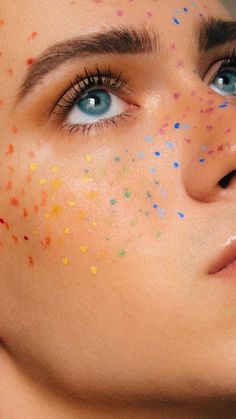 Pride Parade Ideas, Festival Make Up, Flower Makeup, Pride Makeup, Rainbow Makeup, Festival Makeup, Eye Makeup Art