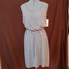 Sonoma Dress Asphalt Gray Heather Size Medium Breast Pocket Drawstring Waist 85% Poly 15% Linen Approximately 18" Pit To Pit And 39" Shoulder To Hem New With Tags Black Sweatshirt Dress, Olive Green Midi Dress, Floral Print Sundress, Trench Dress, Sleeveless Shirt Dress, Tie Waist Dress, Maxi Tank Dress, Green Midi Dress, Star Dress