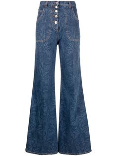 buttoned flared jeans from ETRO featuring blue, stretch-cotton, denim, flared, button fly fastening and classic five pockets.Gender: WomenMaterial: COTTON 98% ELASTANE 2%Color: NavyMade in: ITProduct ID: 11823 9073 200*Import tax/duty will be calculated at checkout (If applicable) 70s Jeans, Moda Denim, Flair Jeans, Denim Projects, Denim Flares, Flared Jeans, Dark Wash Denim, Jeans Flare, Fall Winter Outfits