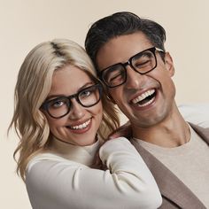 Luxury handcrafted frames by Vint & York Eyewear. Eyeglasses For Oval Face, Eyeglasses For Round Face, Sunglass Photography, Eyewear Store Design, Trendy Eyewear, Couples Modeling, Free Pics, Eyewear Trends, Fun Quiz