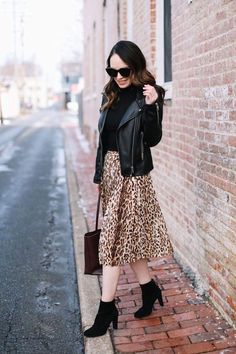 Midi Leopard Skirt Outfit, Printed Pleated Skirt Outfit, Leopard Skirt Outfit, Leopard Midi Skirt, J Crew Boots, Modest Winter Outfits, Winter Date Outfits, Long Skirt Fashion, Classy Winter Outfits