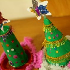 Upcycled Christmas tree craft, 1 of the 25 easy Christmas crafts for kids Upcycled Christmas, Pretty Christmas Trees, Homemade Christmas Decorations, Christmas Decorations For Kids, Christmas Tree Crafts, Christmas Activities For Kids