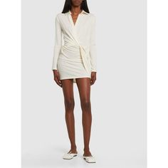 Nwt Jacquemus La Robe Bahia Long Sleeve Viscose Blend Jersey Mini Dress Off White Medium $605 Brand: Jacquemus Department: Womens Size: Medium Color: Off White Style: Mini Dress Closure: Button Neckline: Plunge Sleeve Type: Shirt Sleeve Pattern: Solid Care: Machine Wash Condition: New With Tags Made In: Imported Style #: 233dr0852310 Msrp $815 Features: - Spread Collar - Plunging Neckline - Long Shirt Sleeves - Buttoned Cuffs - Sheath Silhouette - Mini Length - Asymmetric Hem - Hidden Closure - Shirt Sleeve Pattern, Jacquemus Dress, Sleeve Pattern, Long Shirt, Sleeves Pattern, Plunging Neckline, White Style, Asymmetric Hem, Sleeve Type