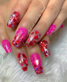 Acrylic valentines nails Acrylic Pink, Valentine Gifts For Husband, Nail Designs Valentines, Super Nails, Heart Nails, Valentine's Day Nails, Valentines Nails, Nails Acrylic, Acrylic Nail Designs