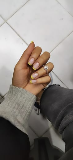 French Nails With Yellow Tips, Yellow French Nails Tips, Yellow Tipped Nails, Yellow French Tip Toes, Yellow Tips Nails, Short French Nails Color, French Nails Yellow, Yellow French Manicure, Yellow Nails Short