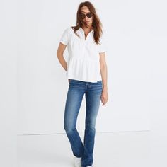 Madewell Seamed Button-Down Short Sleeve Shirt. White. Size Xxs But Runs Large. Definitely Better For A Size Xs And Listing It As Such. Perfect Condition, Never Worn. Madewell Top, Shirt White, Short Sleeve Shirt, Madewell, Button Downs, Sleeve Shirt, Button Down Shirt, Color White, Top Blouse