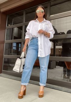 White Shirt Curvy Outfit, Spring 2023 Fashion Trends Midsize, Outfit Ideas Spring Mid Size, Spring Outfits 2023 Curvy, Size 12 Women Outfits Spring, Curvy Spring Outfits 2023, Mid Size Fashion Spring, Plus Spring Outfits, Curvy Outfits Spring