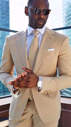 Costum Elegant, Tan Suit, Beige Suits, Mens Fashion Edgy, Fashion Suits For Men, Sharp Dressed Man