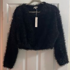 Black Fuzzy Crop Top Sweater. Never Been Worn Black Fluffy Sweater, Black Cropped Outerwear For Party, Black Cropped Party Outerwear, Casual Black Cardigan For Party, Black Cropped Cardigan For Winter, Black Cropped Sweater For Night Out, Fuzzy Crop Top, Beige Cable Knit Sweater, Sweater Outfit Ideas