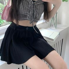 Material : Spandex Design: Shorts skirt Decoration: Suitable for use with belt Waist Type: High Style : Y2k aesthetic Size (cm) Waist Length S 157 81 M 168 83 L 178 86 XL 188 88 Size (inch) Waist Length S 62 32 M 66 33 L 70 34 XL 74 35 Techwear Skirt, Polyester Pants, Cardigan Sweater Jacket, Crop Top Blouse, Boho Maxi Dress, Cutout Dress, Cardigan Tops, Dress Suits, Skirt Pants