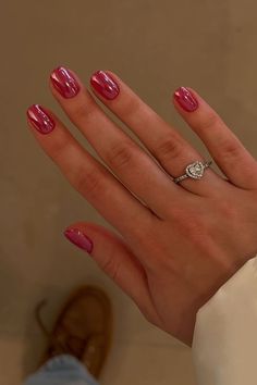 35 red winter nail designs that slay! From minimalist accents to bold chrome, these ideas will keep your nails on point all season. Red Winter Nail Designs, Taupe Nails, Winter Nail Ideas, Nail Appointment, Mauve Nails, Red Chrome, December Nails, 2024 Aesthetic, Velvet Nails