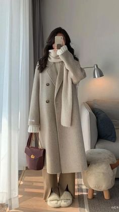 Winter Outfits Korean, Korean Winter Outfits, Mantel Outfit, Fesyen Islam, Stile Hijab, Winter Fashion Outfits Casual, Cute Winter Outfits, Modest Fashion Outfits, 가을 패션