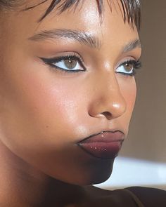 Black Lip Liner, No Make Up Make Up Look, 90s Makeup, Edgy Makeup, Makeup Obsession, Makati