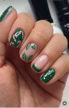 Christmas nail inspo❄️✨🎅🏻 Christmas Nail Designs Green And Gold, Christmas Bauble Nail Art, Festive Christmas Nail Designs, Penguin Christmas Nails, Christmas Cruise Nails, Red Green And White Nails, Non Traditional Christmas Nails, Elf Nails Designs, Reindeer Nails Designs