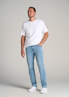 About Our Tall Straight Leg Jeans The OG denim fit in a length that fits your frame. Straight leg jeans for tall men are a must-have in every guy's closet and were one of the original denim styles in the mid-1900s (think James Dean and John Wayne). While jeans have been around for ages, finding options for tall guys has always been a struggle – until now. All of our men's tall jeans are designed specifically for guys between 6'3” and 7'1”. This pair has a bit more room in the hips and thighs wit Casual Outfits For Tall Guys, Men’s Straight Leg Jeans Outfit, Mens Straight Jeans Outfit, Men’s Simple Style, Men’s Blue Jeans, Mens Comfy Outfits Casual, Men’s Straight Leg Jeans, Man Jeans Outfit, Mid Size Men Outfits