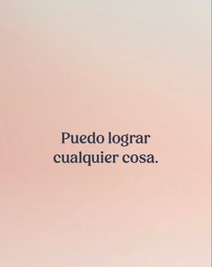 an airplane is flying in the sky with words above it that read puedo logar caualier costa