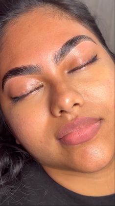 Eye Brows Aesthetic, Eyebrow Lamination Black Women, Waxed Brows, Eyebrow Tint Black Women, Brow Tech Aesthetic, Brow Lamination And Tint