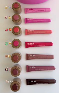 Popular Lip Products, Bracelet Dior, Softer Lips, Rhode Lip, Rhode Skin, Simple Makeup Tips, Sephora Skin Care, Makeup Accesories, Lip Products