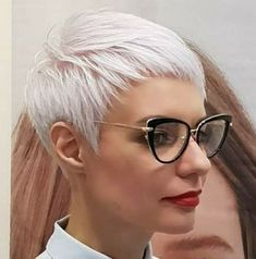 Hair And Glasses, Grey Hair Looks, Beauty Hairstyles, Braids For Black Hair