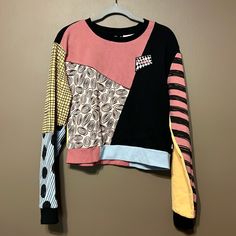 Nwt Perfect For Halloween Vans Top, Women's Vans, Knit Sweatshirt, Womens Vans, Nightmare Before, Nightmare Before Christmas, Before Christmas, Womens Tops, Sweatshirts Hoodie