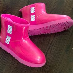 Gorgeous Hot Pink Makes Any Cold Day Feel A Little Warmer! Don’t Worry About Getting These Soggy Like Regular Uggs! Almost New, Smallest Flaws As Pictured Ugg Clear Mini, Ugg Clear, Shoes Ugg, Shoe Game, Womens Uggs, Winter Rain, Ugg Shoes, Cold Day, Me Too Shoes